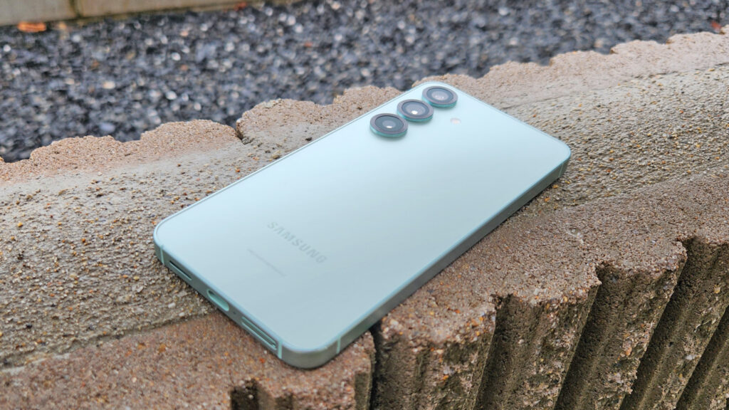 Galaxy S25 の特徴【追い上げを振り切れない現実】