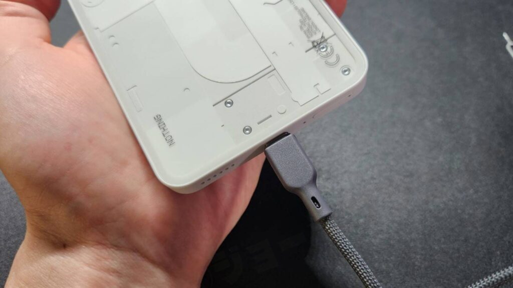 ワイヤレス充電【非対応】