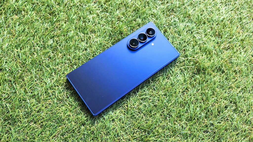 Galaxy Z Fold 7のバッテリー【4400mAhで一日安心】