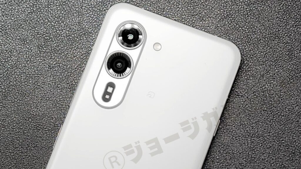 おサイフケータイ:日本向け機能搭載