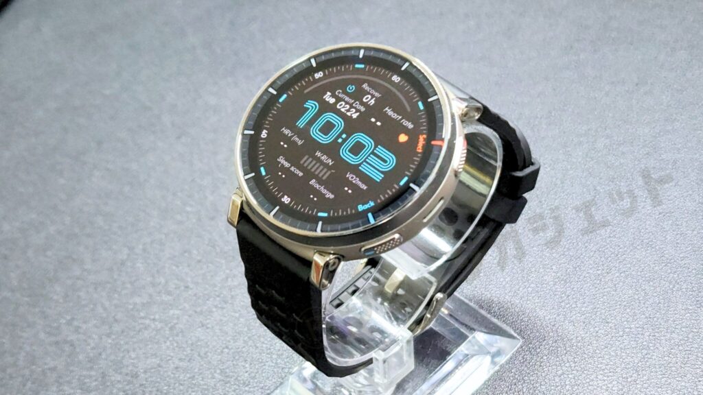 右側面:右上ボタン(ワークアウト)、ボタン(アプリリスト)