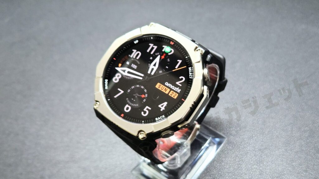 右側面：右上ボタン（ワークアウト）、右下ボタン（アプリ）