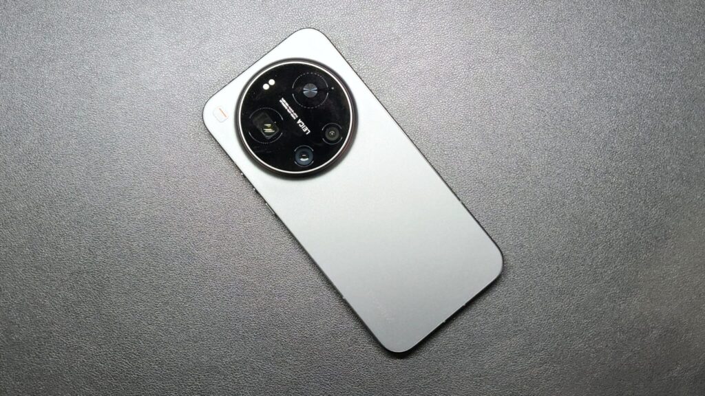 バッテリー【6000mAh&1600回サイクルの長寿命】