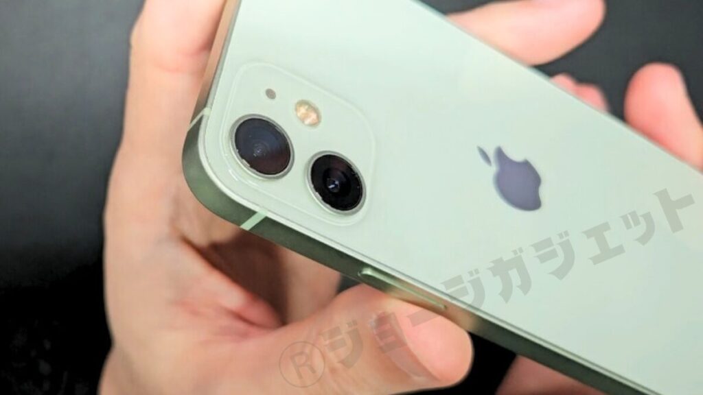 ごえんモバイルから届いたCランク中古iPhone 12 miniのカメラの状態