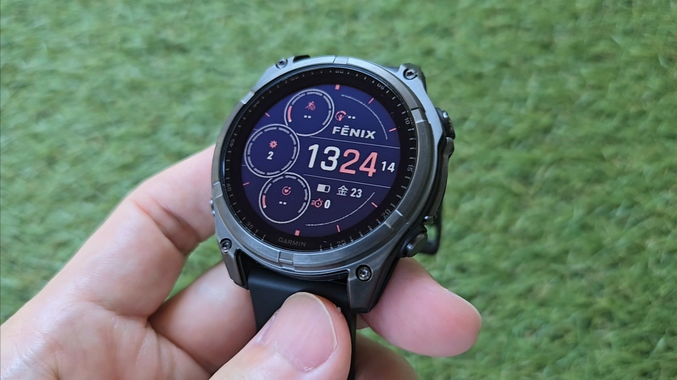 画像はGARMIN fenix 8 DualPower