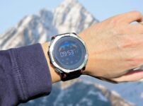 Amazfit T-Rex Dual Solarレビュー｜表と裏で発電するAMOLEDソーラーウォッチを実機検証